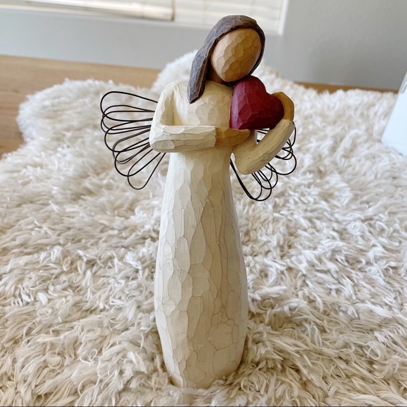 Vintage 2000 Willow Tree Angel of the Heart figurine figure Susan Lordi Demdaco